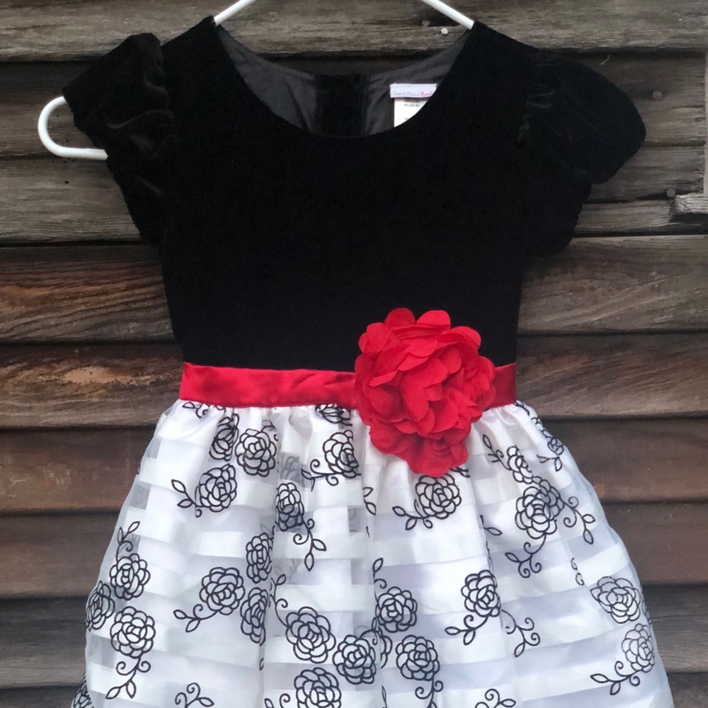 Sweetheart Rose Girls Holiday Dress size 6x